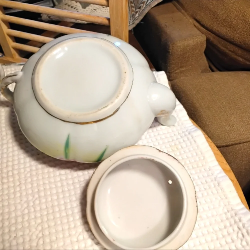 Antique Teapot/Cream & Sugar Dish Unmarked Early Twentieth Century Floral